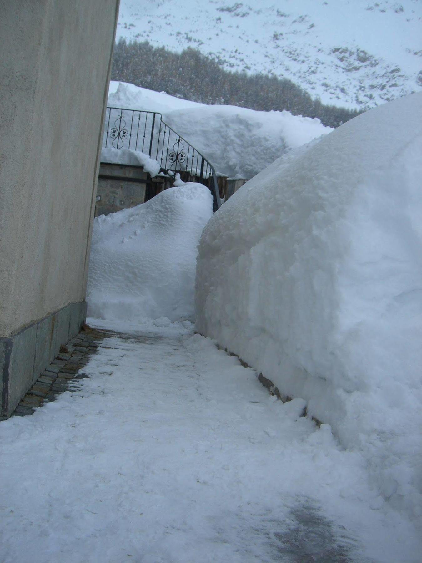 Appartamenti Green By Livigno Accomodation Exterior foto